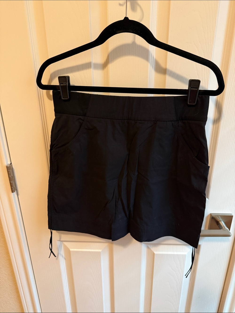 Women's Black Athletic Skort Side Pockets